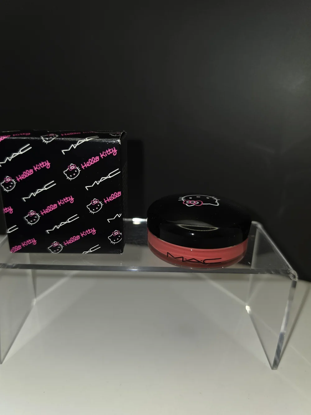 *LIMITED EDITION* MAC x Hello Kitty Tinted Lip Conditioner- 